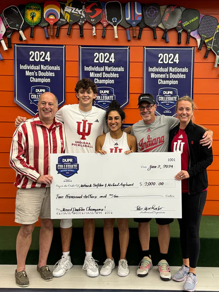 Giải Pickleball Đại học được tài trợ bởi JOOLA Giải Pickleball Đại học được tài trợ bởi JOOLA